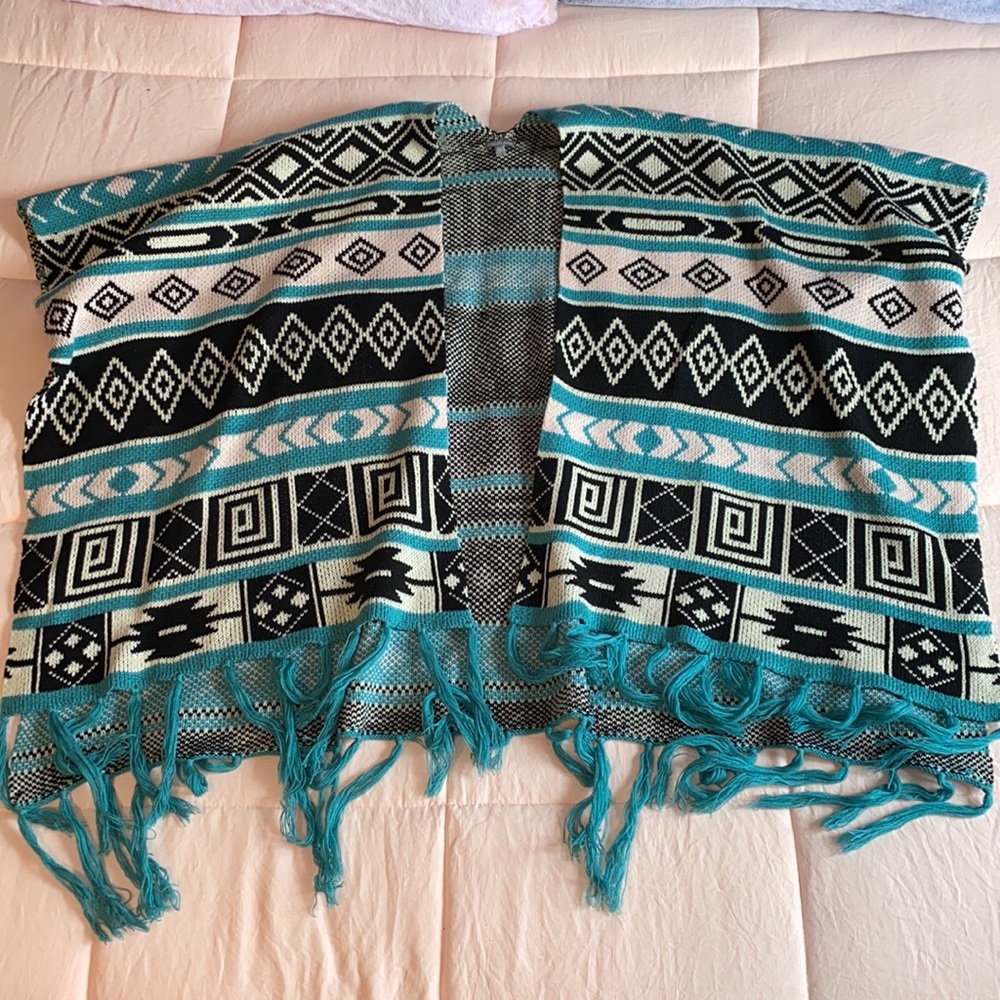 PONCHO
